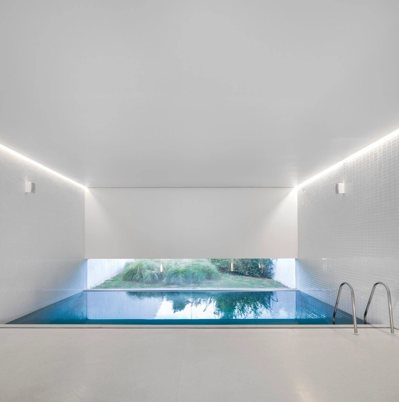 How Artificial Lighting can Improve (or Worsen) Architecture - Featured Image