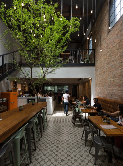 Coffeetown Salvador / TRPC Arquitetos - Renovação, Aido, Fachada, Mesa, Cadeira