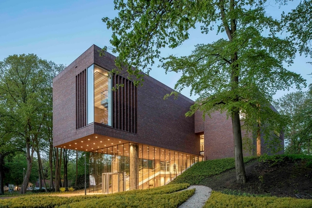 LAM 荷兰利瑟艺术馆 / KVDK architecten - 博物馆