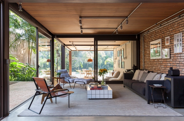 Casa Conde D'eu / Memola Estúdio + Vitor Penha - Casas