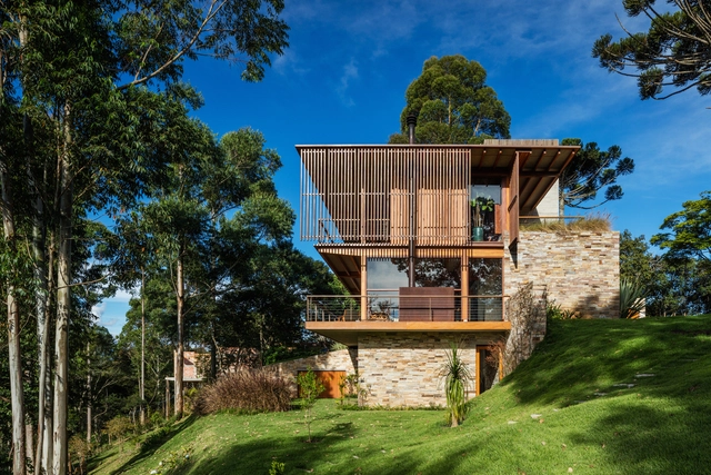 Residencia CM / Reinach Mendonça Arquitetos Associados - Casas