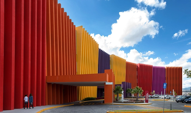 Um tributo à cor na arquitetura mexicana - Imagem de Destaque