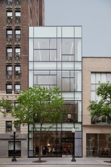 COS Chicago Oak Street / COS in-house architectural team - Tienda