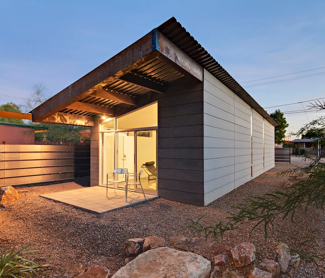 Water Street / Rob Paulus Architects - Sustainability, Facade, Door, Beam