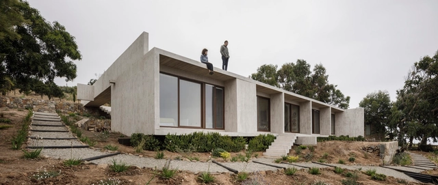 Cipolla House / Felipe Assadi Arquitectos - Houses