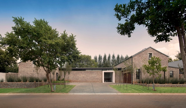 Link House / Strey Architects and Associates - Houses, Garden, Door, Facade