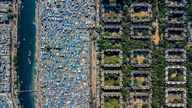 Fotografias aéreas mostram a desigualdade social refletida no espaço urbano - Imagem de Destaque