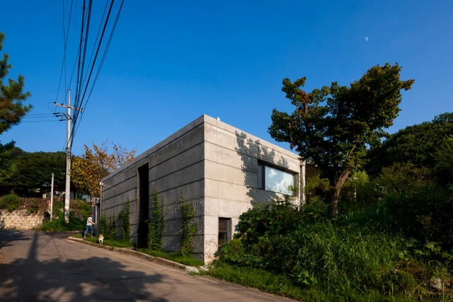 Residencia Moonhori / a round architects - Casas