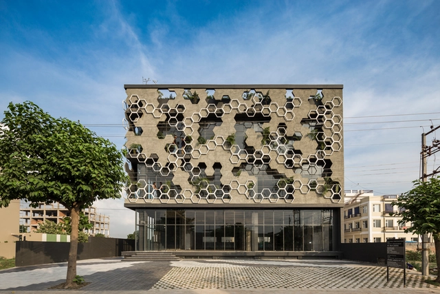 Hexalace / Studio Ardete - Retail