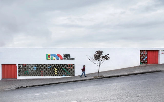 Escola Infantil Montessori / Meius Arquitetura + Raquel Cheib Arquitetura - Jardim De Infância, Fachada