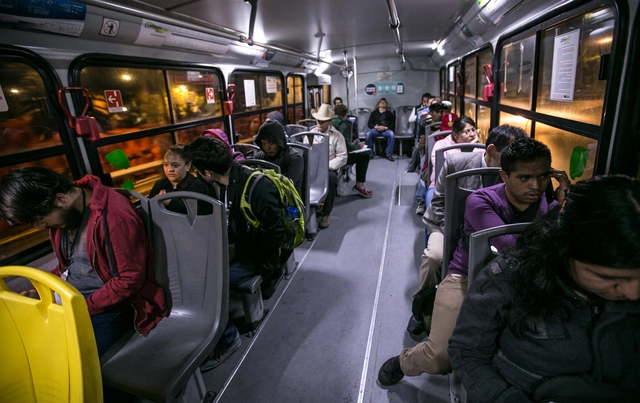 La Ciudad de México implementa sistema de transporte nocturno: Nochebús Insurgentes - Imagen Principal