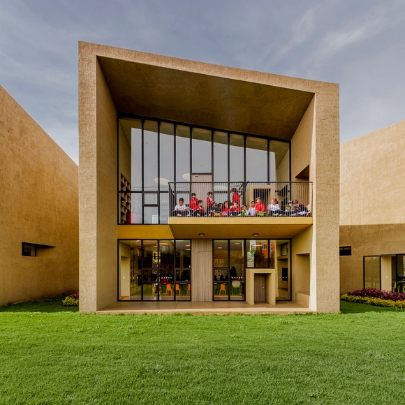 圣约瑟学前学校 / taller de arquitectura de bogotá - 幼儿园