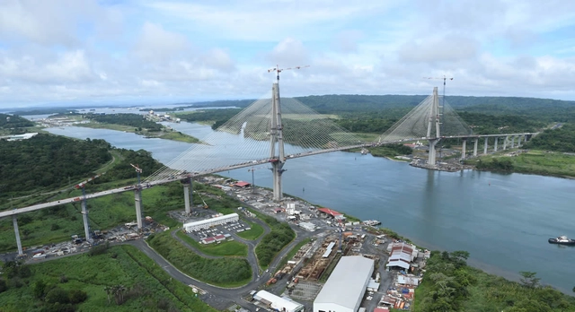 Ponte de concreto protendido mais longa do mundo próximo de ser concluída no Canal do Panamá - Imagem de Destaque
