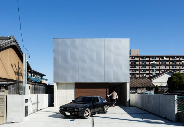 Casa Garagem em Kawagoe / Horibe Associates - Casas