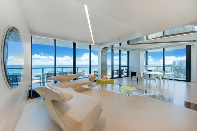 Residência de Zaha Hadid em Miami é leiloada por US$ 5 milhões - Imagem de Destaque