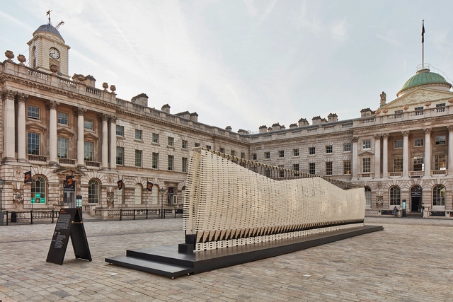 Pavilhão grego é destaque na Bienal de Design de Londres - Imagem de Destaque