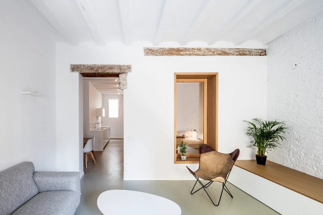 Reforma Interior TS01 / Alventosa Morell Arquitectes  - Apartamentos, Dormitorio, Puerta, Mesas, Sillas