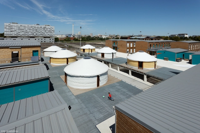 Refugio para migrantes y viajeros / Atelier RITA - Vivienda Social