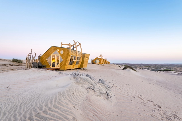 Lodge Shipwreck / Nina Maritz Architects - Alojamiento
