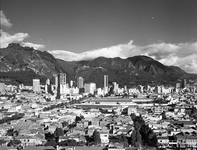 Bogotá, según la fotografía de Saúl Orduz - Imagen Principal