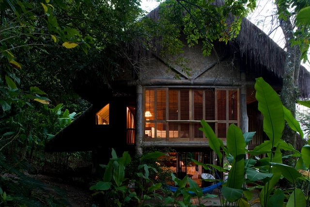 Clássicos da Arquitetura: Casa do Claudio / Claudio Bernardes - Fachada, Floresta