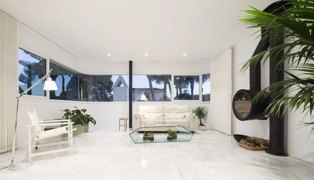 Ampliación vivienda en El Puerto de Santa María  / Yunes – Tortolero - Ampliación, Dormitorio, Fachada, Mesas, Sillas