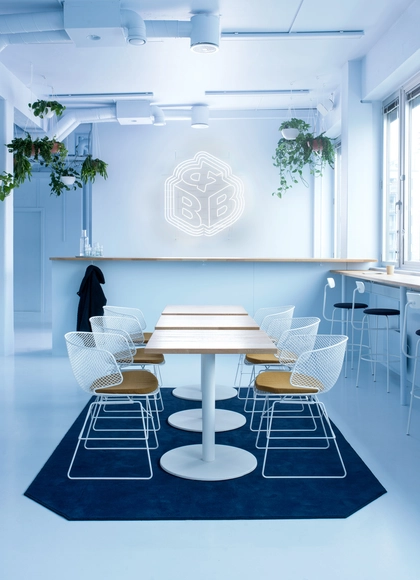 Scandinavian Spaceship / Kvistad Design Studio - Offices Interiors, Table, Chair