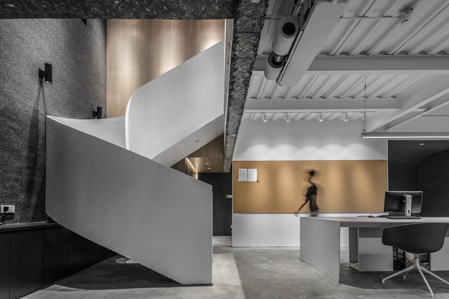Zones Design Office / Zones Design - Interior Photography, Offices Interiors, Kitchen, Table, Chair, Countertop