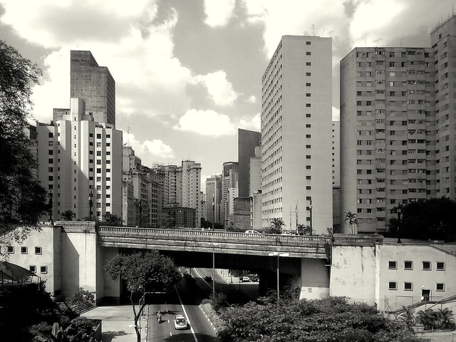 6 Livros escritos por mulheres que tratam da cidade e suas dinâmicas - Imagem de Destaque
