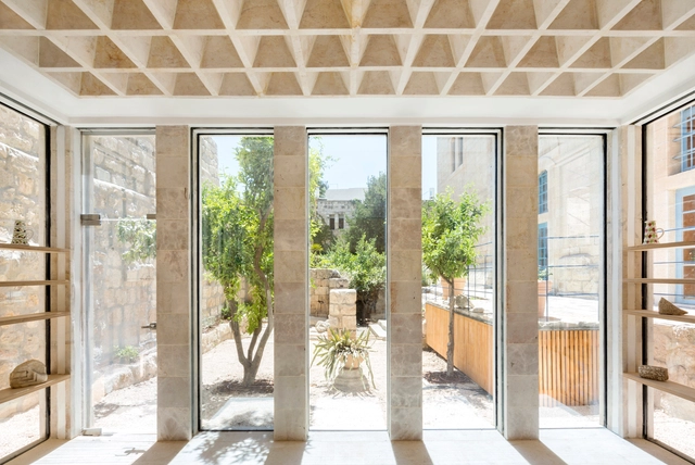 修道院地窖商店 / AAU ANASTAS - 商店