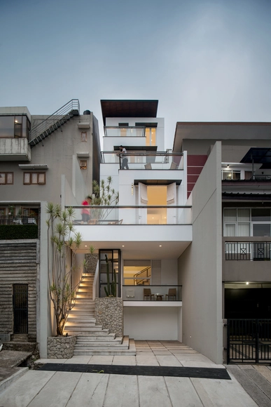 Casa del acantilado blanco / RDMA - Casas
