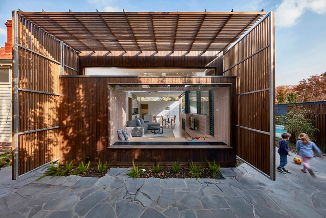 Screen House / Warc Studio Architects - Extension, Deck, Facade, Beam