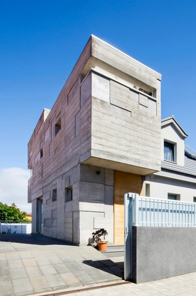 ampliación de vivienda en La Rúa / MeTROarquitectura - Ampliación, Fachada, Cierros
