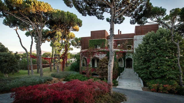 The House with Two Lives / nabil gholam architects - Houses, Garden, Facade, Arch