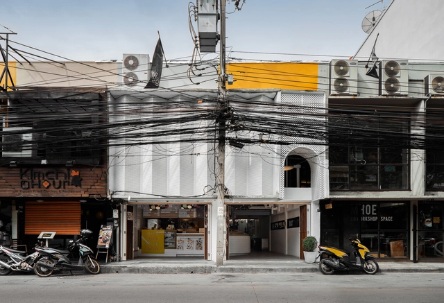 La renovación de DonDon / FATTSTUDIO - Restaurant