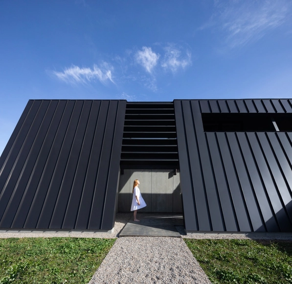 Casa Treow Brycg / Omar Gandhi Architect - Casas