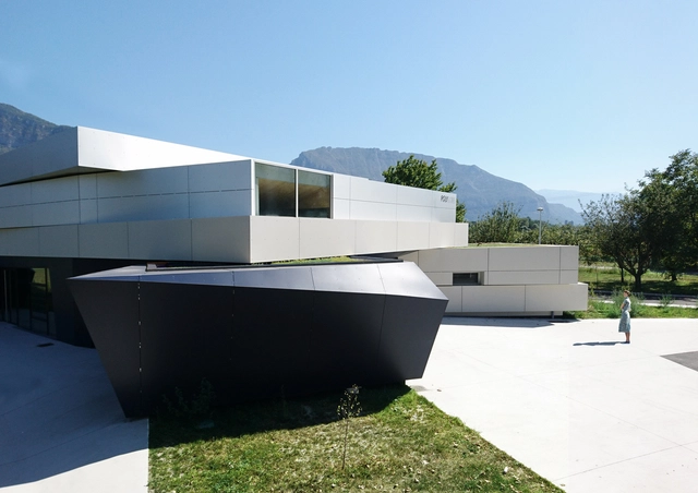 Sala de eventos / SPACES Architecture - Sala De Danza