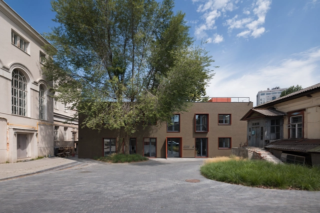 Dental Clinic  / Drozdov&Partners - Educational Architecture, Door, Facade