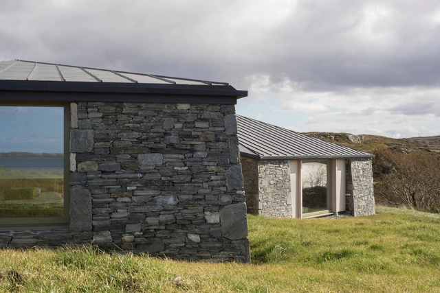 克利夫登海傍小屋 / Tierney Haines Architects - 独立住宅