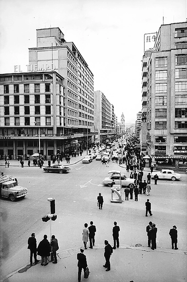 Bogotá, según la fotografía de Armando Matiz - Imagen Principal