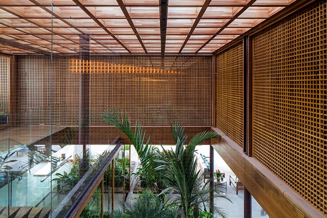 Casas brasileiras: 22 projetos com madeira em planta e corte - Imagem de Destaque