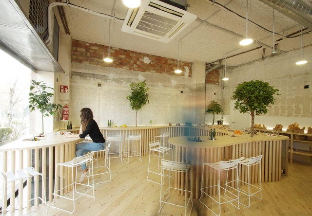 PLACE´TA / Juan Moya Romero - Renovación, Mesas, Sillas