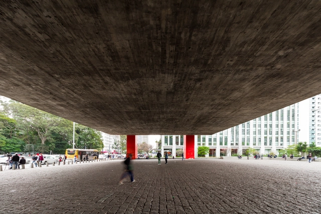 Série de palestras gratuitas celebra os 50 anos do MASP de Lina Bo Bardi - Imagem de Destaque