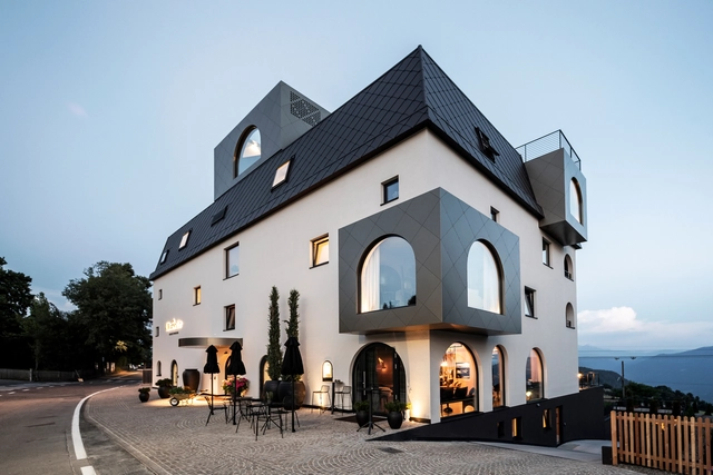 拱门旅馆 / noa network of architecture - 酒店