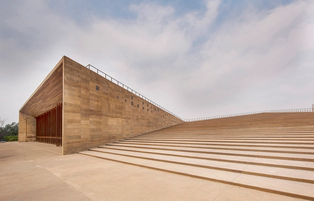Centro Cultural Teopanzolco de Isaac Broid + PRODUCTORA ganador definitivo del Premio “Oscar Niemeyer” - Imagen Principal