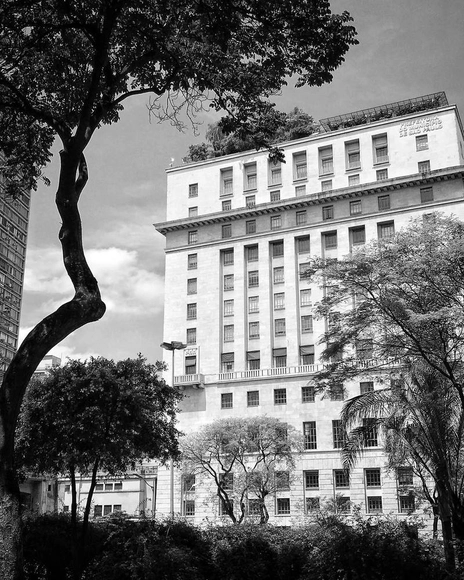 Prefeitura de São Paulo abre concurso público com vagas para arquitetos e engenheiros - Imagem de Destaque