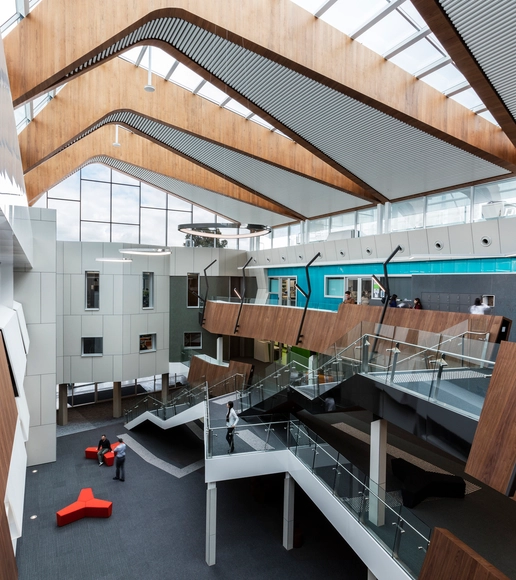 Recinto de Ciencias de la Universidad Deakin / DS Architects - Universidad