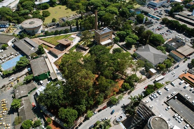 A transformação de aterros sanitários em parques - Imagem de Destaque