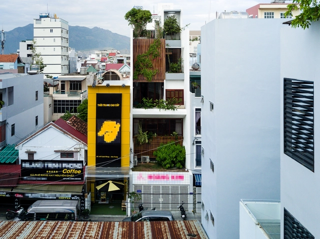 Oficina y casa SWhouse en Nha Trang / Chon.a  - Diseño De Interiores
