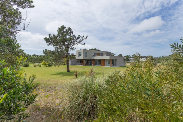 Casa AG / ZIM arquitextura - Casas, Jardín, Bosque